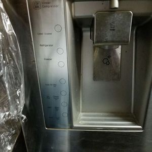 *NEW*  LG French door w/hidden door, refrigerator